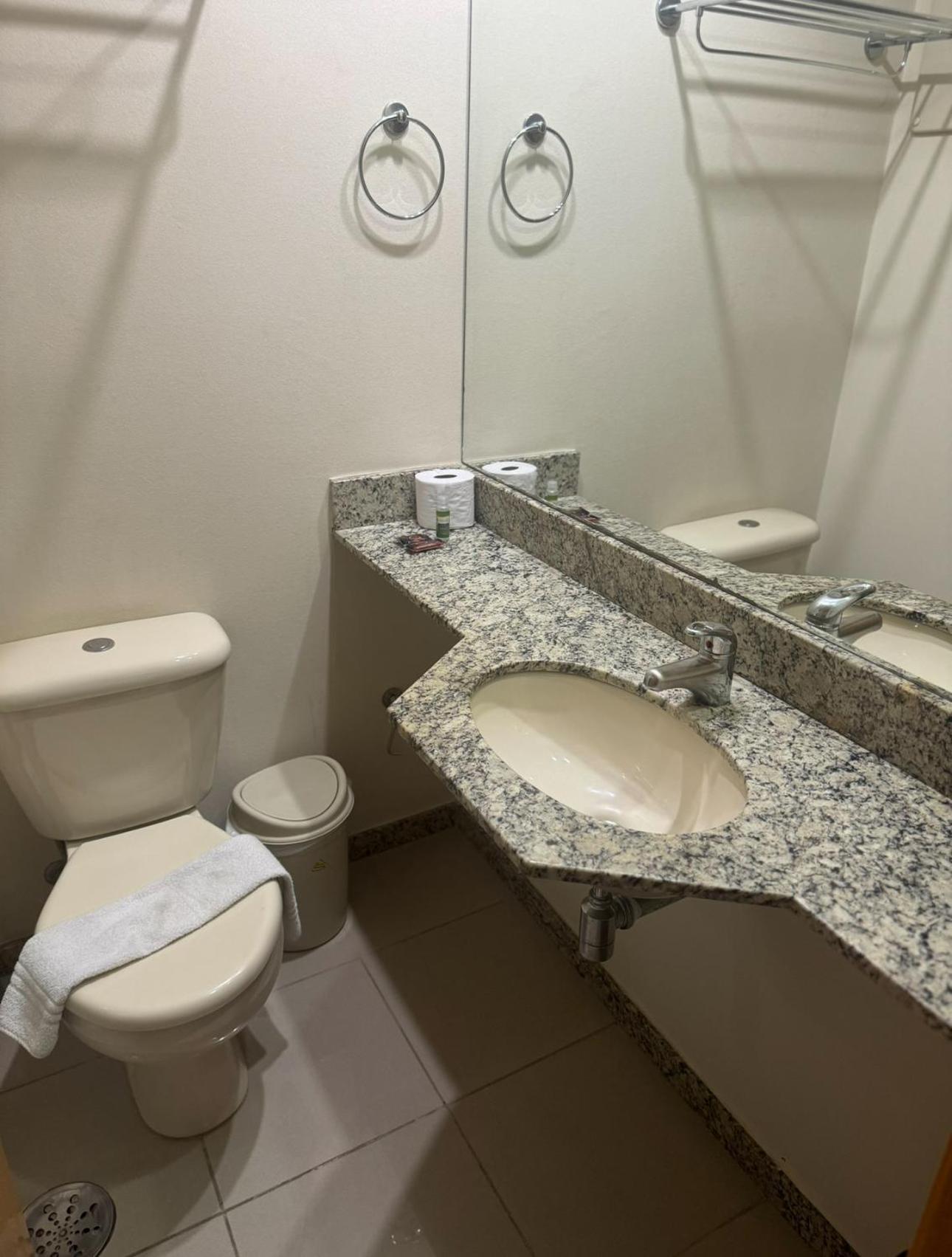 Add Flat Bela Cintra Aparthotel São Paulo Buitenkant foto